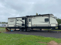 2018 33ft camper with bunkroom 
