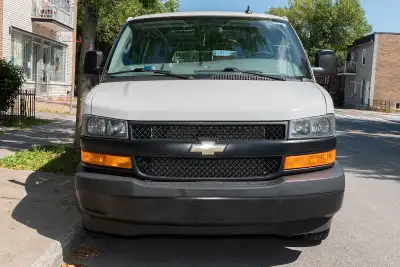 2019 Chevrolet Express Cargo Van with Warranty