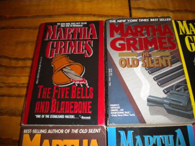Lot Of 10 Martha Grimes Murder Mystery Paperback Books in Fiction in Oakville / Halton Region - Image 2