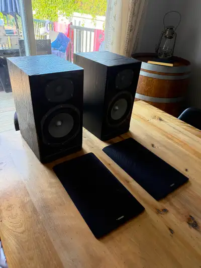 Energy C-Series speakers/C-200B-1, View more