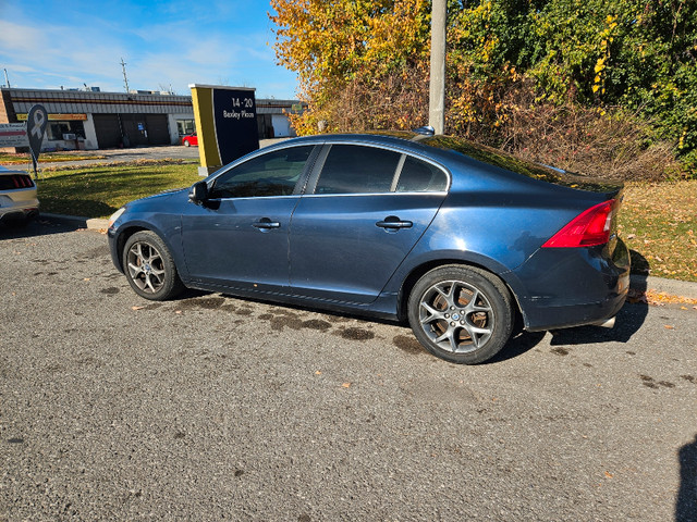 2013 Volvo S60 T5 in Cars & Trucks in Ottawa - Image 3