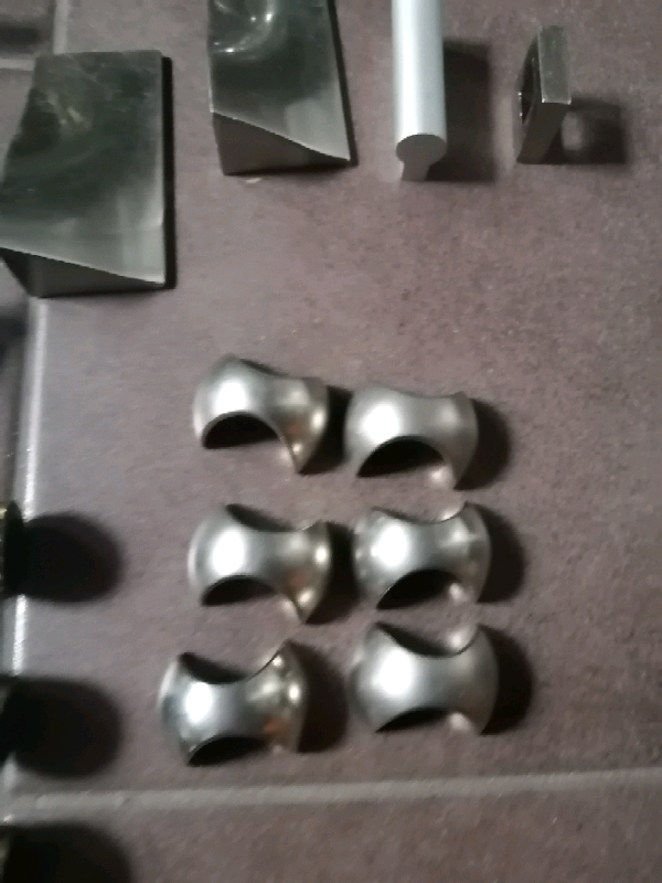 Lot de poignées différentes in Other in Sherbrooke - Image 7