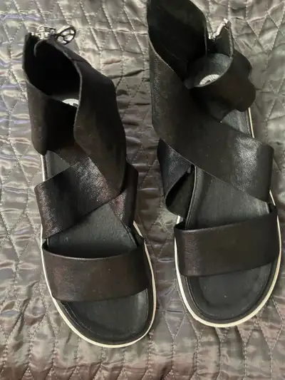 The WISHBONE Collection sandals , View more