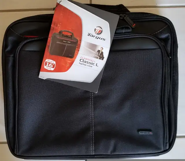 LAPTOP CASE in Laptop Accessories in Markham / York Region - Image 3