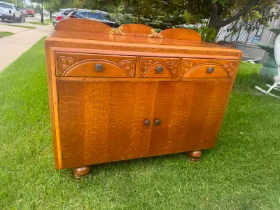Vintage tiger oak sideboard/buffet, View more