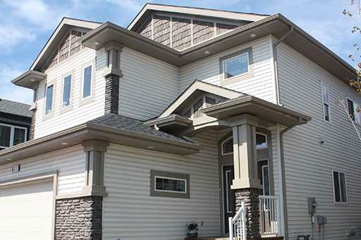 Professionals Eavestrough-Soffit-fascia-siding-aluminum capping in Roofing in Mississauga / Peel Region - Image 4