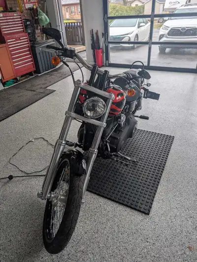 Harley Davidson FXDWG 2010 14 000 km St-etienne-de-lauzon