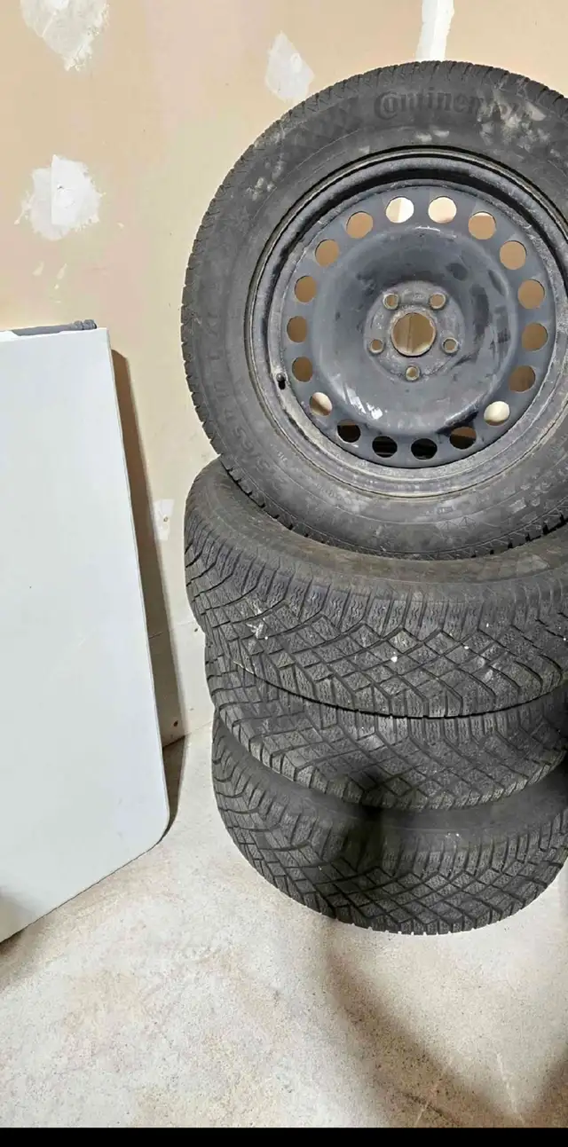 Volkswagen winter tires in Tires & Rims in Oshawa / Durham Region - Image 5