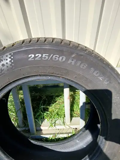 Good tread but right side only