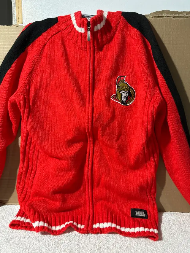 Ottawa Senators kids sweater in Kids & Youth in Ottawa - Image 2