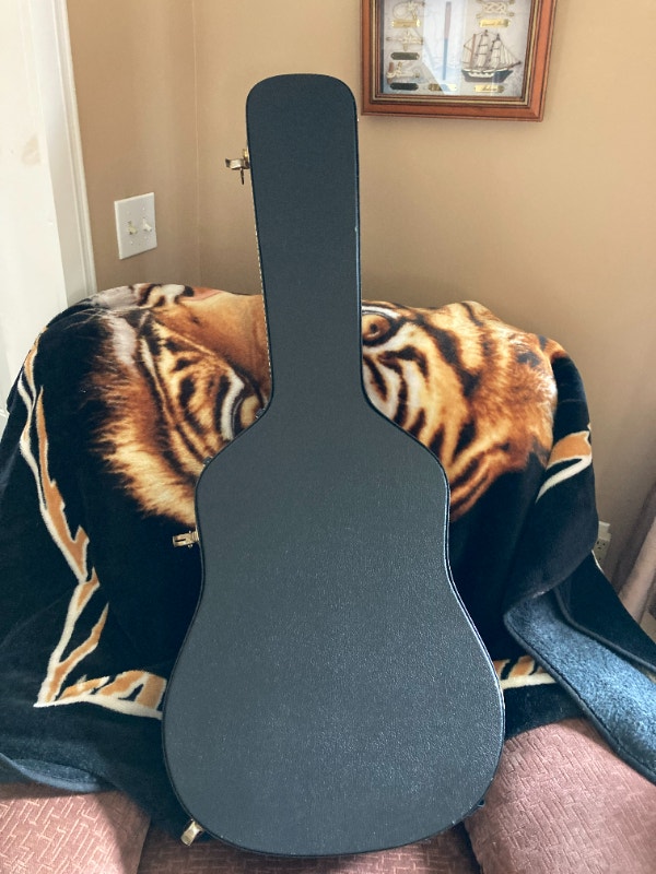 YAMAHA LL6 ACOUSTIC ELECTRIC GUITAR Guitars Cape Breton Kijiji