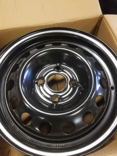 New IKON STEEL STW16 16x6.5 Weight 20 4x100 Black Hub Bore 60.1 Offset 42 $ 295 plus hst per set of...