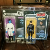Gentle Giant Star Wars Grand Admiral Thrawn & Imperial Commander