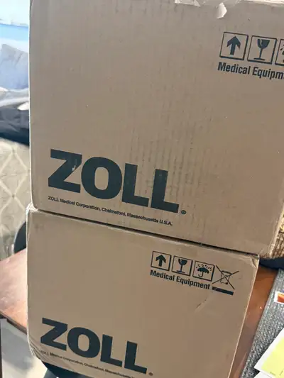 Défibrillateur ZOLL AED Plus First Responder — Full Auto, View more