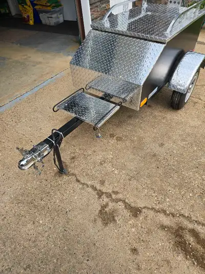 2023 Marlon AMT XL New spare tire and rim 2,800 miles on trailer