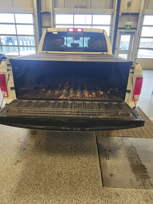 2016 Ram 1500 Laramie in Cars & Trucks in Regina - Image 8