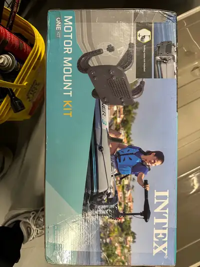 Motor mount compatible with Intex inflatable boats. Supports gas or electric motors up to 3HP. ✔️ St...