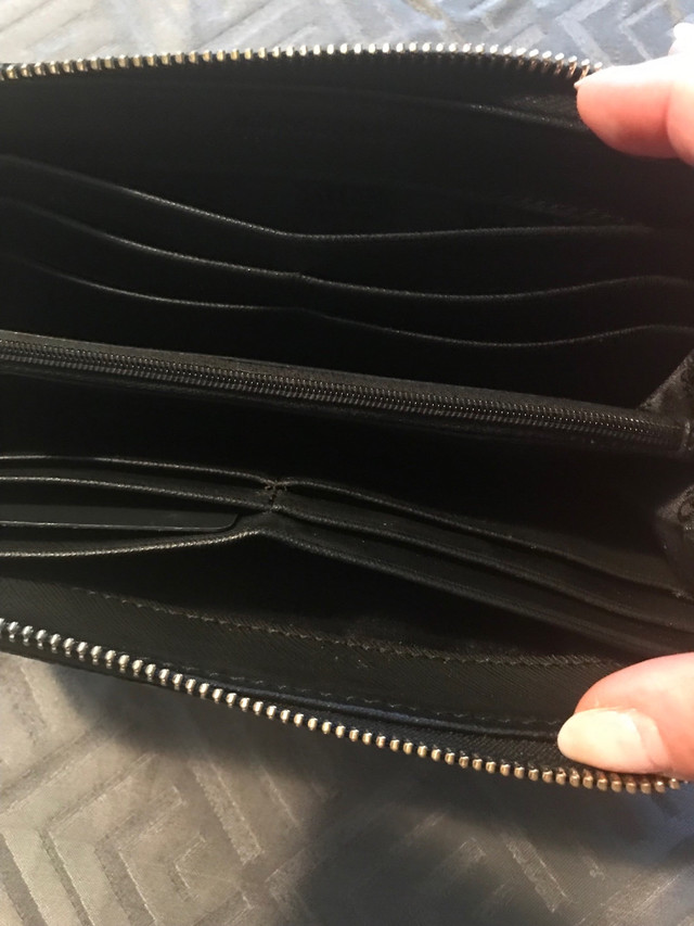SOLD!-Genuine Michael Kors black leather wallet-Reduced! in Women's - Bags & Wallets in Mississauga / Peel Region - Image 4