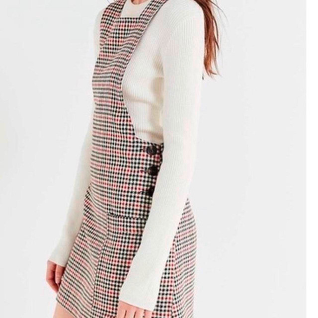 Urban Outfitters Plaid Pinafore Dress - Size: XS in Women's - Dresses & Skirts in Oakville / Halton Region - Image 2
