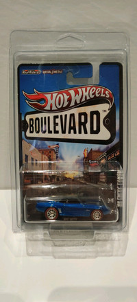 Hot Wheels Boulevard 69 Chevy Camaro Real Riders new diecast