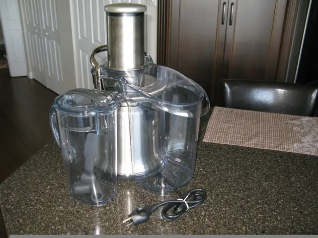 BREVILLE JUICE FOUNTAIN COLD XL in Processors, Blenders & Juicers in Brockville - Image 6