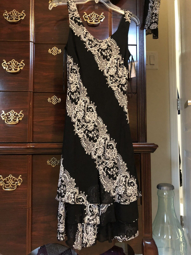Dress Barn black and white dress sequin work NEW! in Women's - Dresses & Skirts in Ottawa