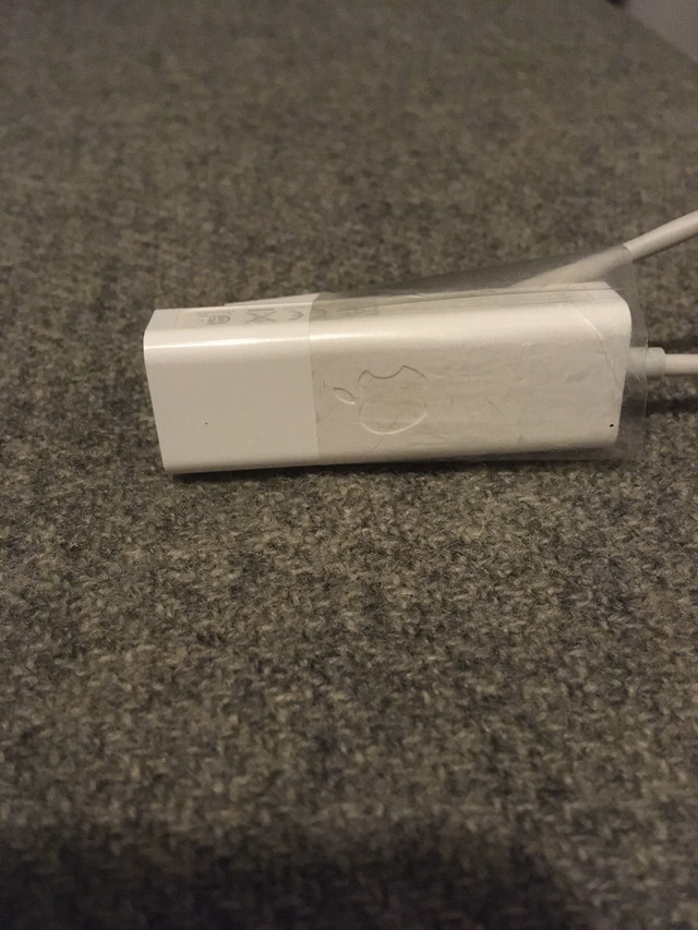 Apple USB Modem MA034 in Networking in City of Toronto - Image 2