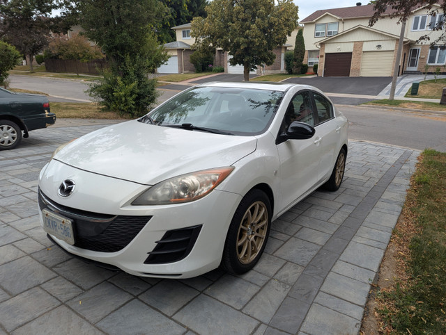 MAZDA 3 in Cars & Trucks in City of Toronto - Image 2