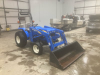 New holland T1520 boomer tractor 