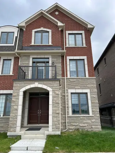 townhouse for rent pickering