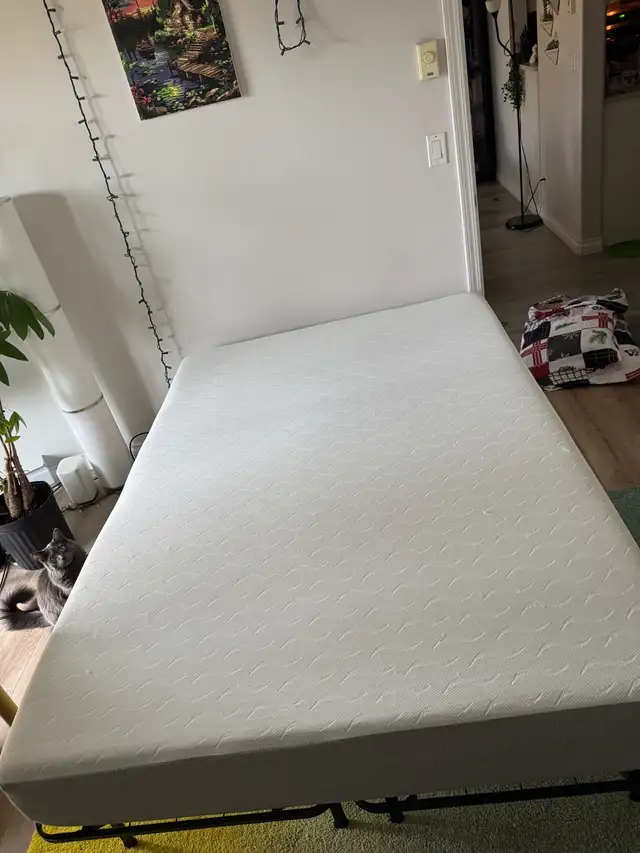 Full Mattress, Bedstand & Duvet $500. Memory Foam JYSK in Beds & Mattresses in Burnaby/New Westminster - Image 5