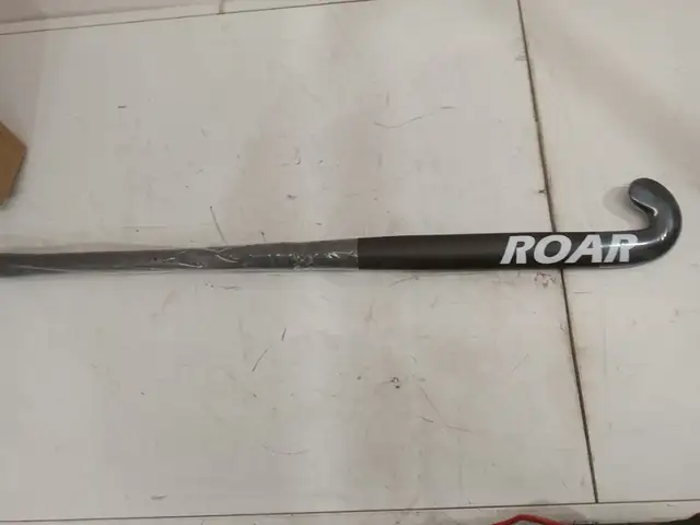 Roar Coco Field Hokc Stick Hoco, Hockey- RH- NEW in Hockey in Markham / York Region - Image 4