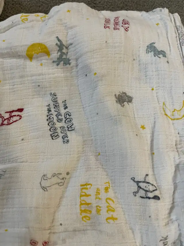 Baby muslin blankets in Multi-item in Ottawa - Image 4