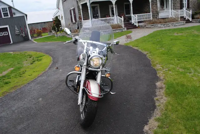 Yamaha V Star  1100 in Street, Cruisers & Choppers in Ottawa - Image 6