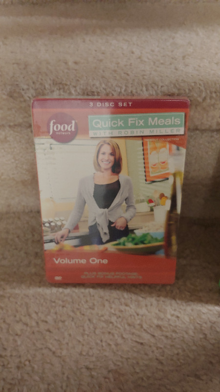 Food Network 6 DVD Cooking Sets Barefoot Contessa Quick Meals in CDs, DVDs & Blu-ray in Markham / York Region - Image 2