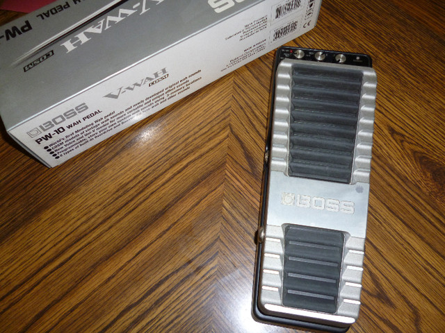 BOSS PW-10 V-Wah Pedal Guitar Stomp Box Pedal (w/box) in Amps & Pedals in Saskatoon