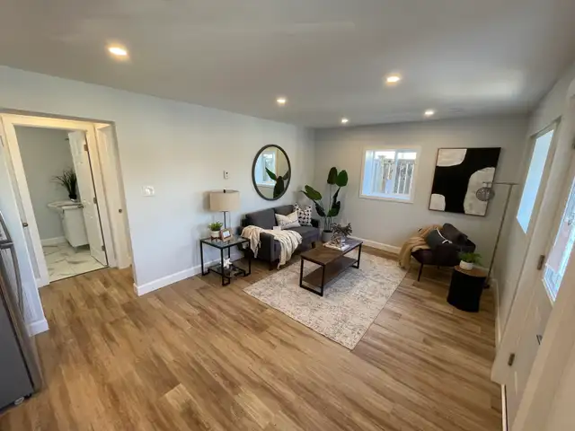 Renovations590535900330741761