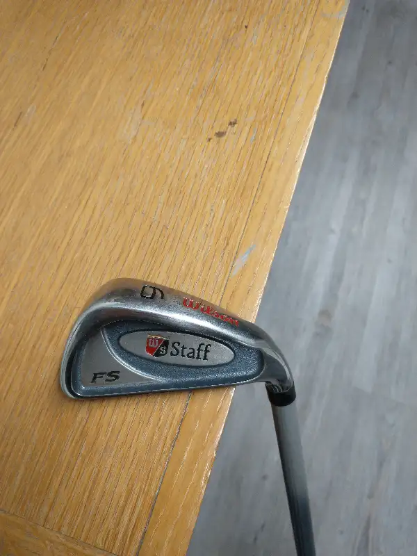 Ladies Wilson "Fat Shaft" 6 Iron in Golf in Hamilton - Image 2