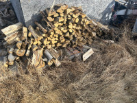 Quantity of firewood.. pick up in Busby