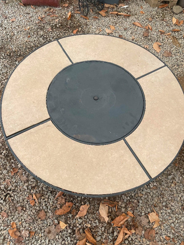 Large fire pit with ceramic inserts in Outdoor Décor in Bridgewater - Image 2