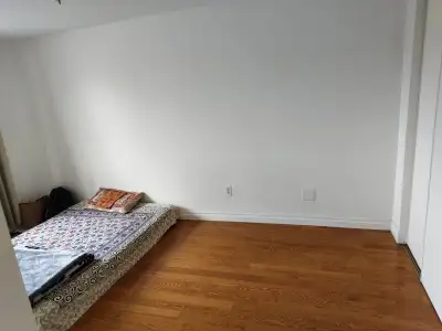 Room in Sharing in Brampton Near Sheridan Collage