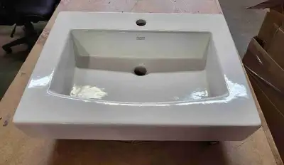 Bathroom Sink / Lavabo, View more