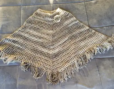 Châle écharpe en laine couleurs terre, View more