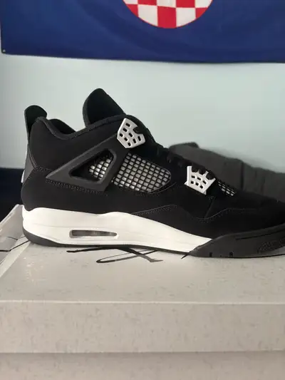 Jordan 4 new in box - receipt available, View more