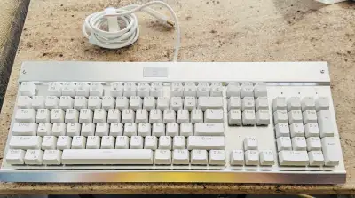 EagleTEC Wired Mechanical Keyboard KG011