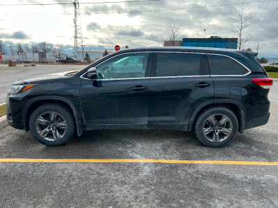 2019 Limited Toyota Highlander, with Winter Tires For SALE!