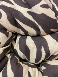 Twin size comforter, lightweight, reversable