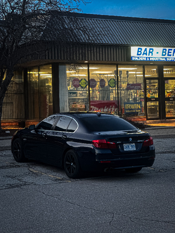 2014 BMW 528i XDrive in Cars & Trucks in City of Toronto - Image 4
