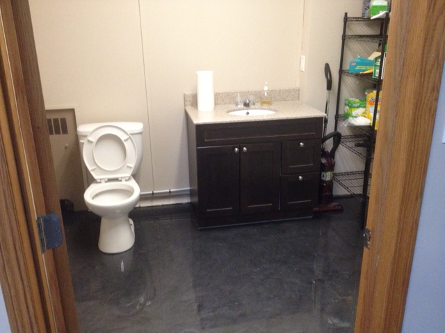 Weyburn downtown apartment\wifi, power, gas, water included in Long Term Rentals in Regina - Image 8