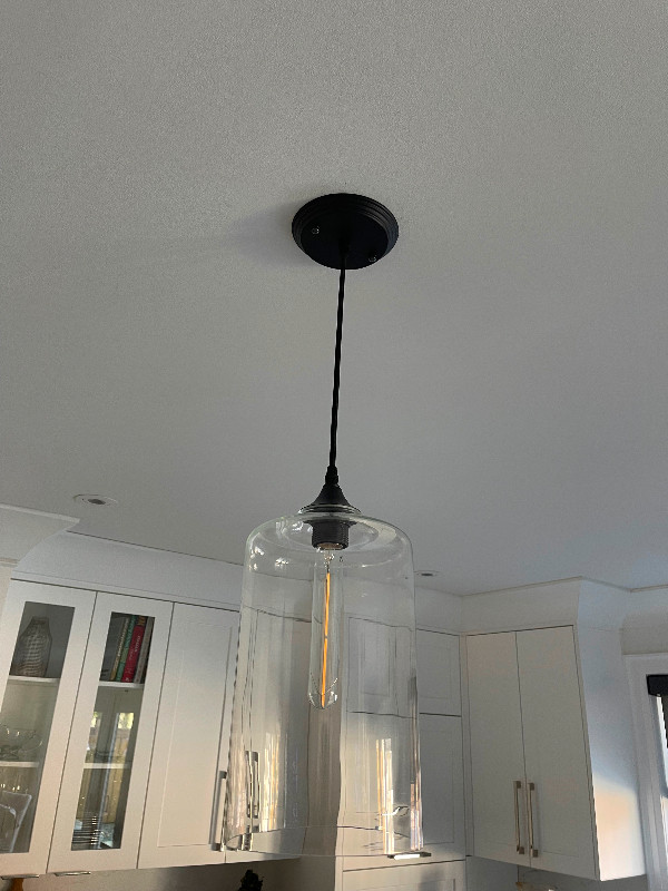 Glass pendant lights with black base and cord- Set of two in Indoor Lighting & Fans in Mississauga / Peel Region - Image 3
